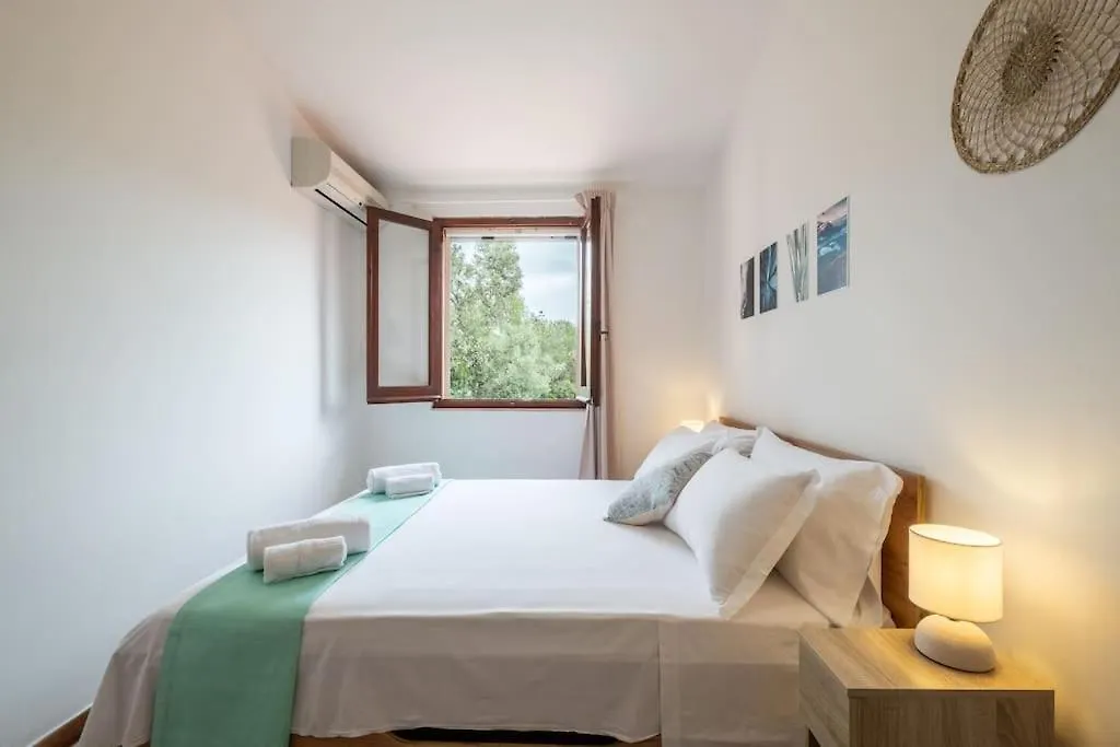 Sant'Andrea Villa- 300M From The Beach- Easy Parking- Netflix-Self Check-In كوارتو سانتيلينا